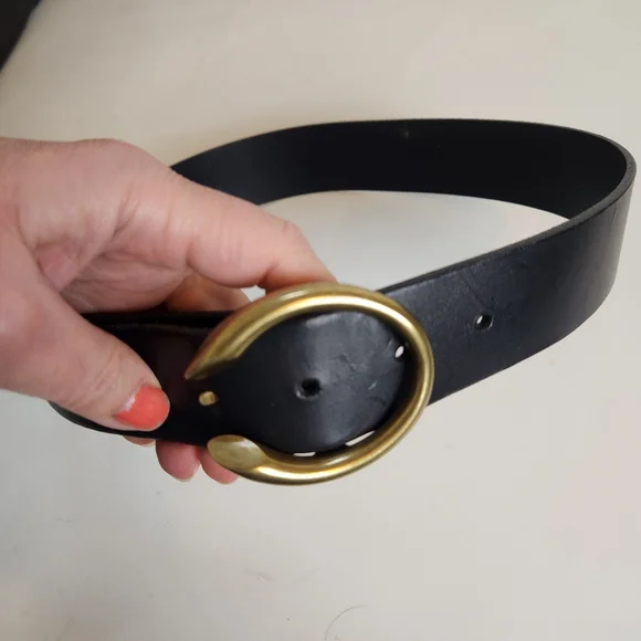 Aritzia auxiliary black belt size XXS in VGUC - Picture 2 of 9